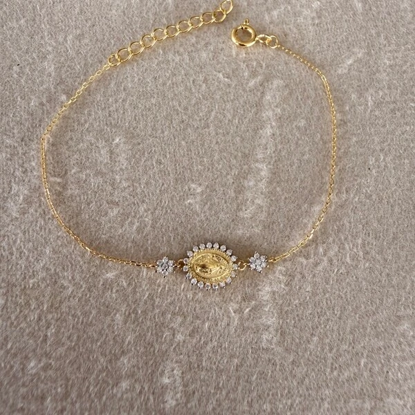 Pulseira Moissanite N Sra das Graças 0,005CT com Banho de Ouro em Prata 925