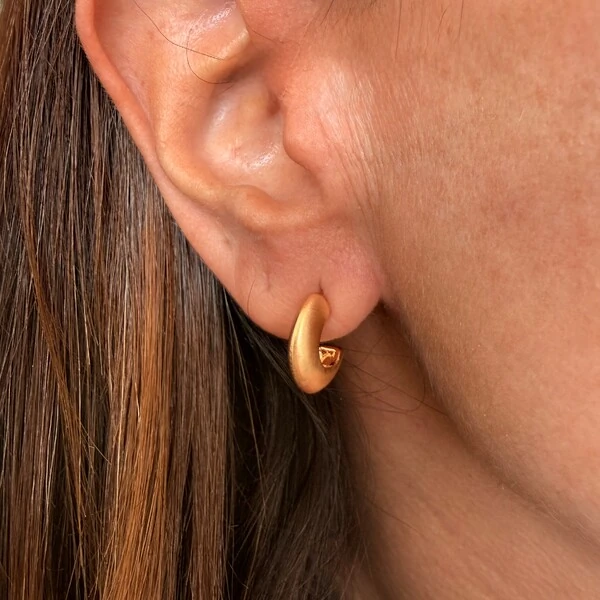 Brinco 1/2 Argola Escovada em Dourado