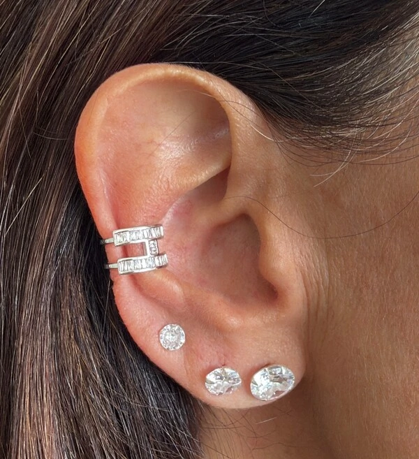 Piercing Fake H Cravejado