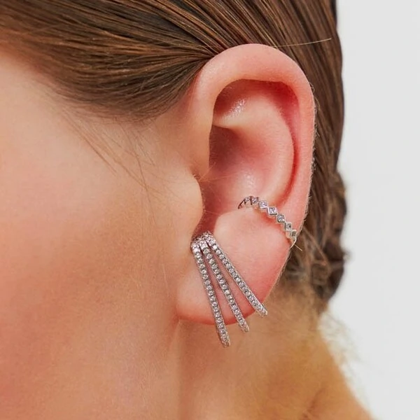 Piercing Fake Losango Fininho c Zircônias em Ródio