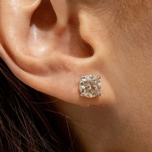 Brinco Solitário Moissanite 8mm 2CT em Prata 925