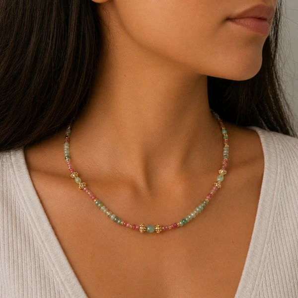 Colar Rodicrosita e Amazonita Entremeios Dourados