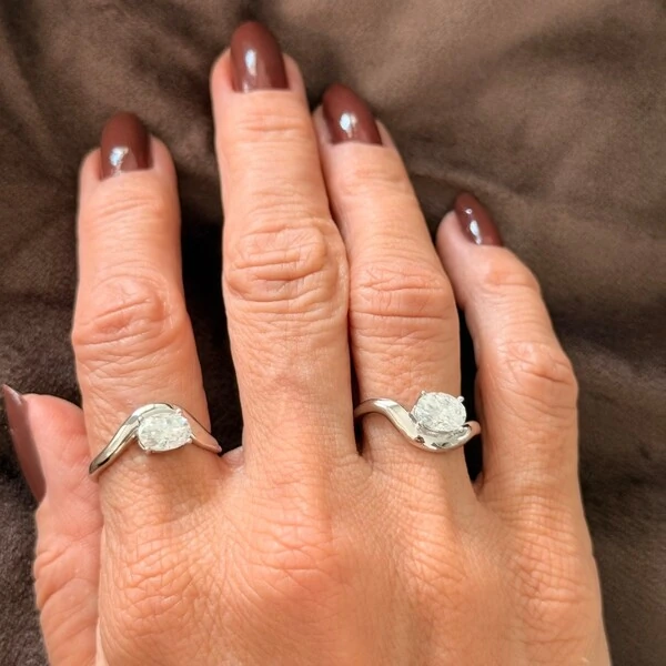 Anel Moissanite Minimalista Oval 1,5CT em Prata 925