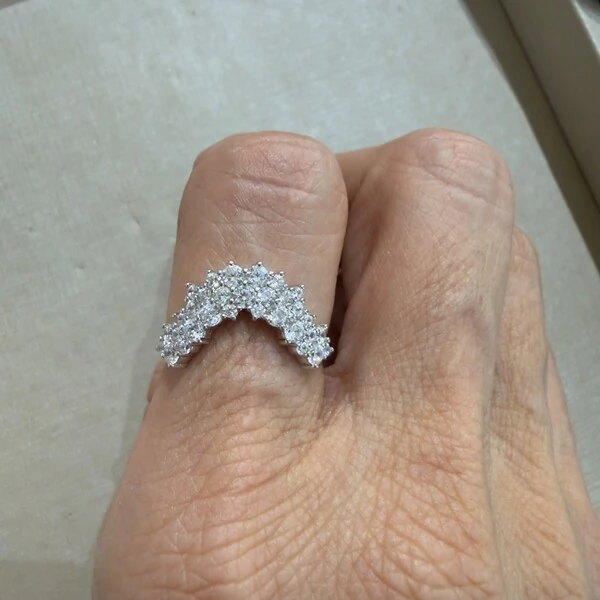 Anel Todo Cravejado com Zircônias em Prata 925