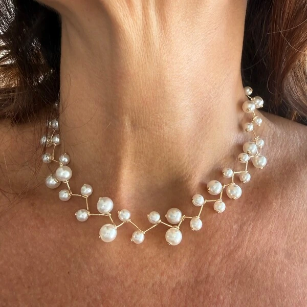 Colar Zig Zag em Dourado