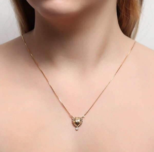 Escapulário Coração e Cruz em Dourado