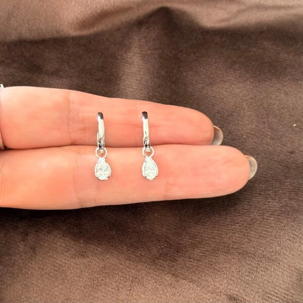 Brinco Moissanite Argolinha com Gota 1.0CT em Prata 925
