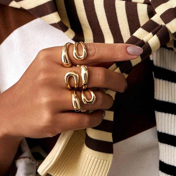 Anel Gota Aberta e Fechada em Dourado