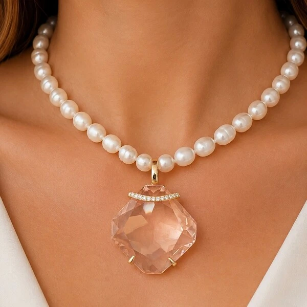 Pingente Cristal Quadrado com Zircônias em Dourado