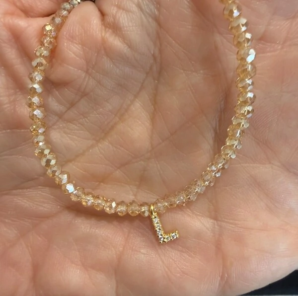 Colar Cristal Dourado com Letra Inicial Cravejada com Zircônias em Dourado