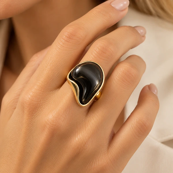 Anel Oval Orgânico Resina Dourado