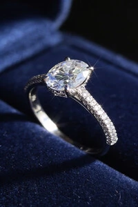 Anel Solitátio Oval Moissanite 7x9 MM Prata 925 Ródio Branco