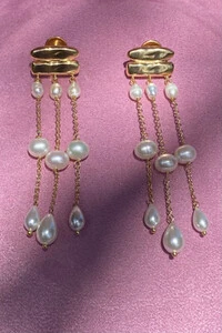 Brinco Franja Pérolas barrocas Ouro 18k