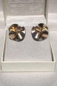 Brinco Esfera Ouro 18k