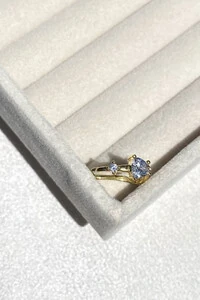 Fake Piercing Coração Zircônias Dourado