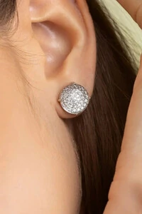 Brinco Stud Zircônias Ródio branco