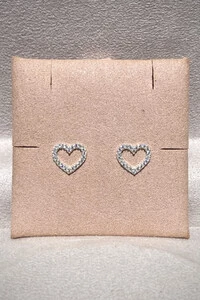 Brinco Coração Vazado Zircônias Prata 925