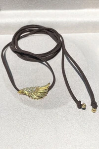 Colar Courinho Pingente Asa Zircônias Ouro 18k