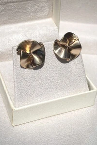 Brinco Esfera Ouro 18k