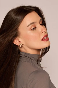 Brinco Esfera Ouro 18k