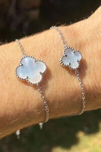 Pulseira Trevo Madrepérola M