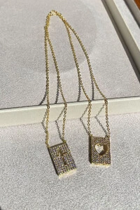 Colar Escapulário Pingentes Cruz e Coração Zircônias Ouro 18k