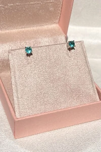 Brinco Ponto luz 3MM turmalina Zircônia Ródio Branco