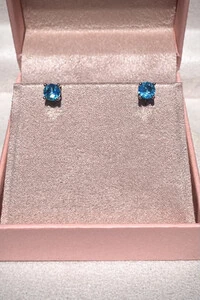 Brinco Ponto luz 6MM Aqua Marine Zircônia Ródio Branco