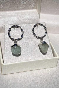 Brinco Pedra Ágata Verde Ródio Branco