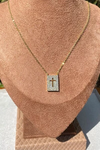 Colar Escapulário Pingentes Cruz e Coração Zircônias Ouro 18k
