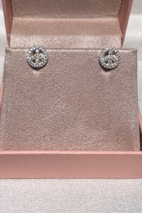 Brinco Paz e Amor Zircônias Prata 925