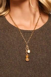 Colar Cartier pIngentes na ponta banhado no ouro 18k