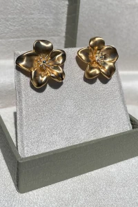 Brinco Flor Fosca M Ouro 18k