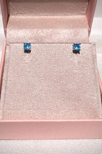 Brinco Ponto luz 3MM Aqua Marine Zircônia Ródio Branco