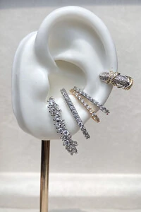 Fake Piercing Earhook Zircônias Ródio Branco