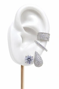 Fake Piercing Trevo Zircônia Ródio Branco