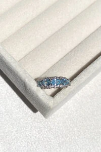 Fake Piercing Zircônias Ovais Aqua Ródio Branco