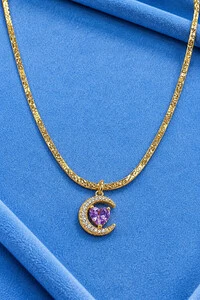 Colar Choker Pingente Lua e Coração Rosa Zircônia