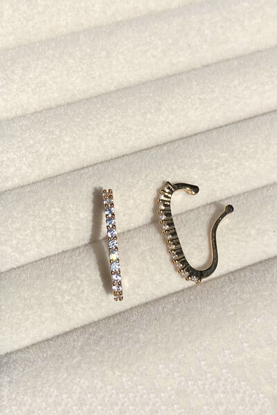 Foto Fake Piercing Earhook Zircônias Dourado