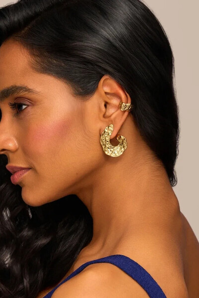 FotoFake Piercing Dourado Martelado