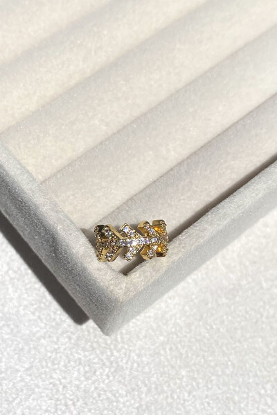 Foto Fake Piercing Seta Zircônias Dourado