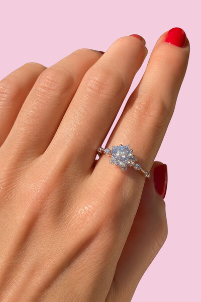 Foto Anel Moissanite Estrela 7MM Prata 925 Ródio Branco
