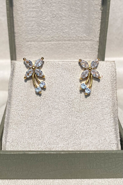 Foto Brinco Flor Zircônias Navete Ouro 18k