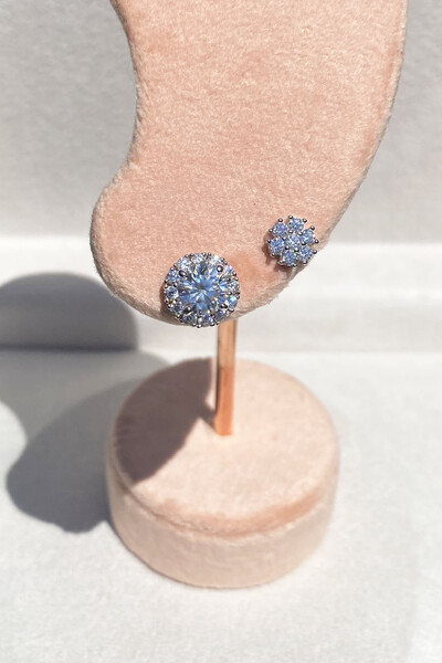 FotoBrinco Flor Moissanite Prata 925 com Ródio branco