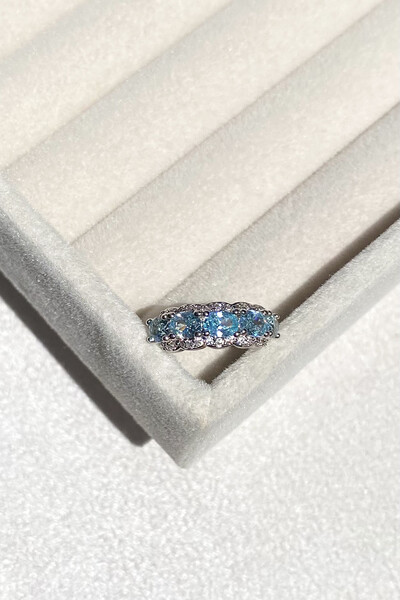 FotoFake Piercing Zircônias Ovais Aqua Ródio Branco