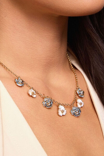 Foto Colar Rosas Esmaltado Banhado no Ouro 18k