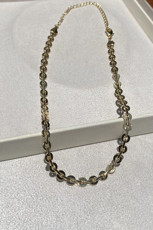 Colar Choker Esferas Vazadas e Entrelaçadas Dourada