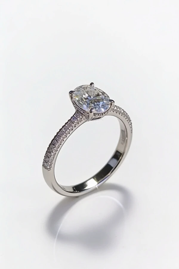 Anel Solitátio Oval Moissanite 7x9 MM Prata 925 Ródio Branco