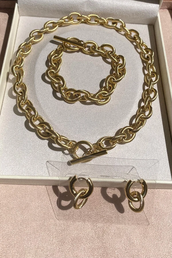 Colar Corrente dourado Elos Texturizados