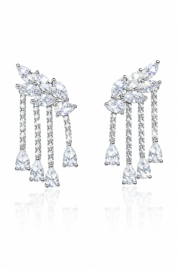 Brinco Earcuff Zircônias Franjas Ródio Branco
